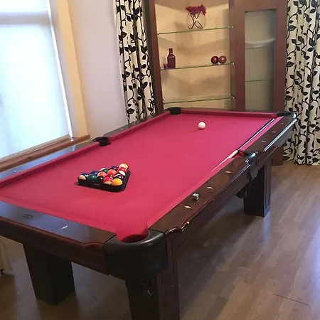 Nyaraló Riverdale Carlingford